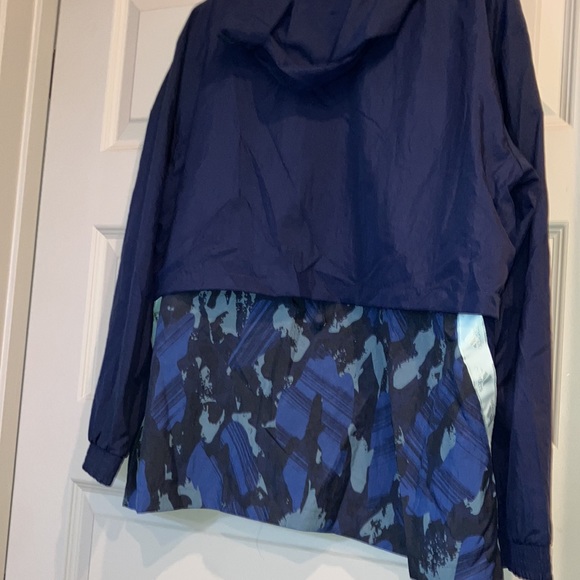 Adidas Windbreaker - Picture 3 of 4